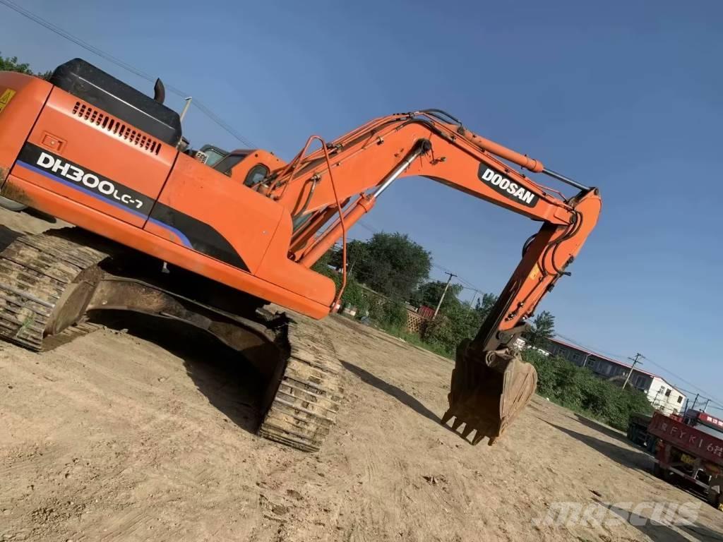 Doosan DH300 Escavadoras de rastos