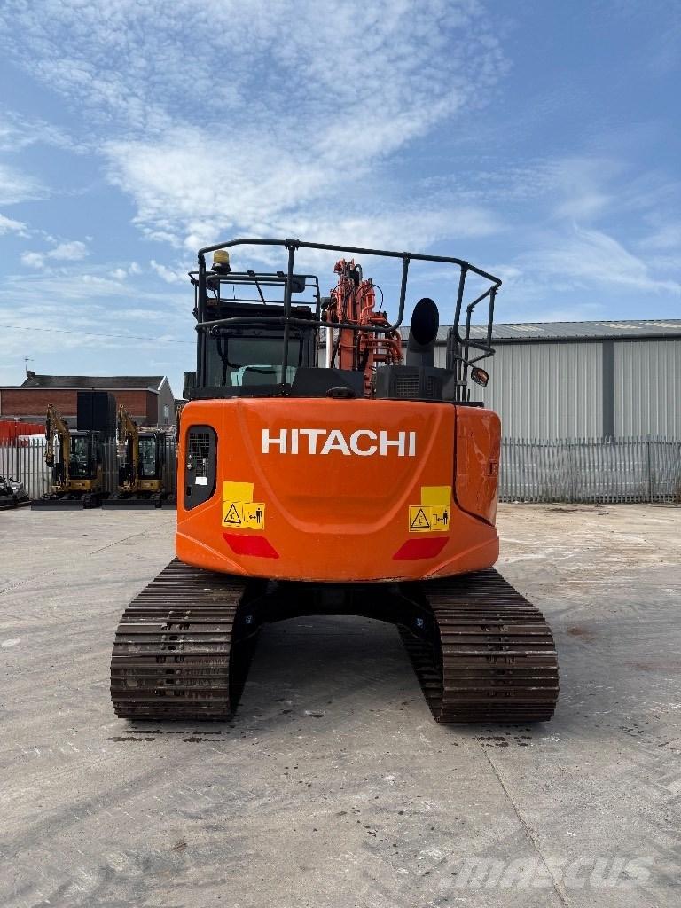Hitachi ZX 135 US-6 Escavadoras de rastos