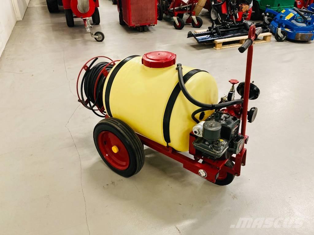 Hardi TR3-200 Pulverizadores rebocados
