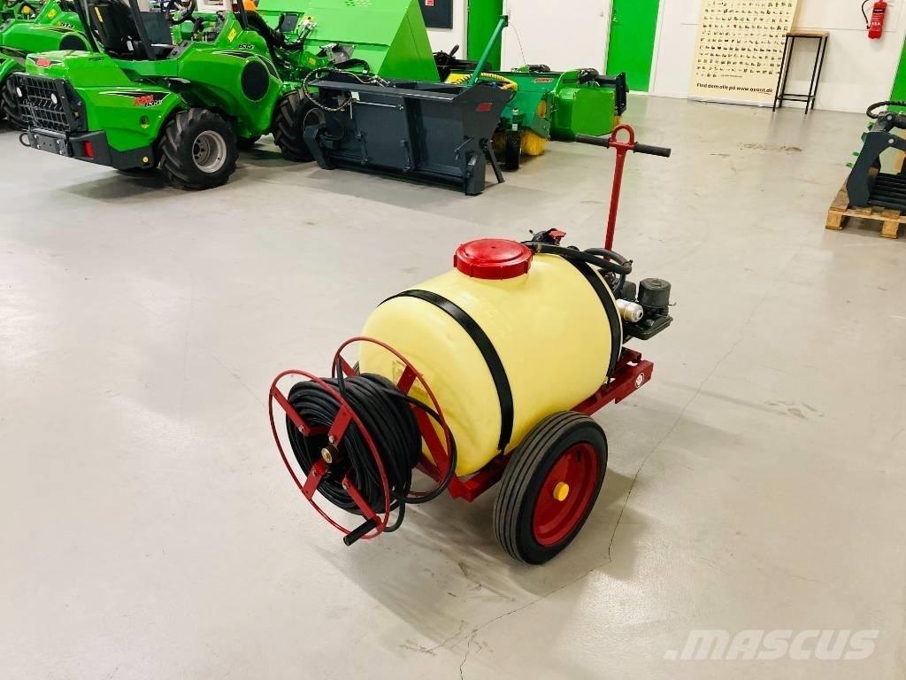 Hardi TR3-200 Pulverizadores rebocados