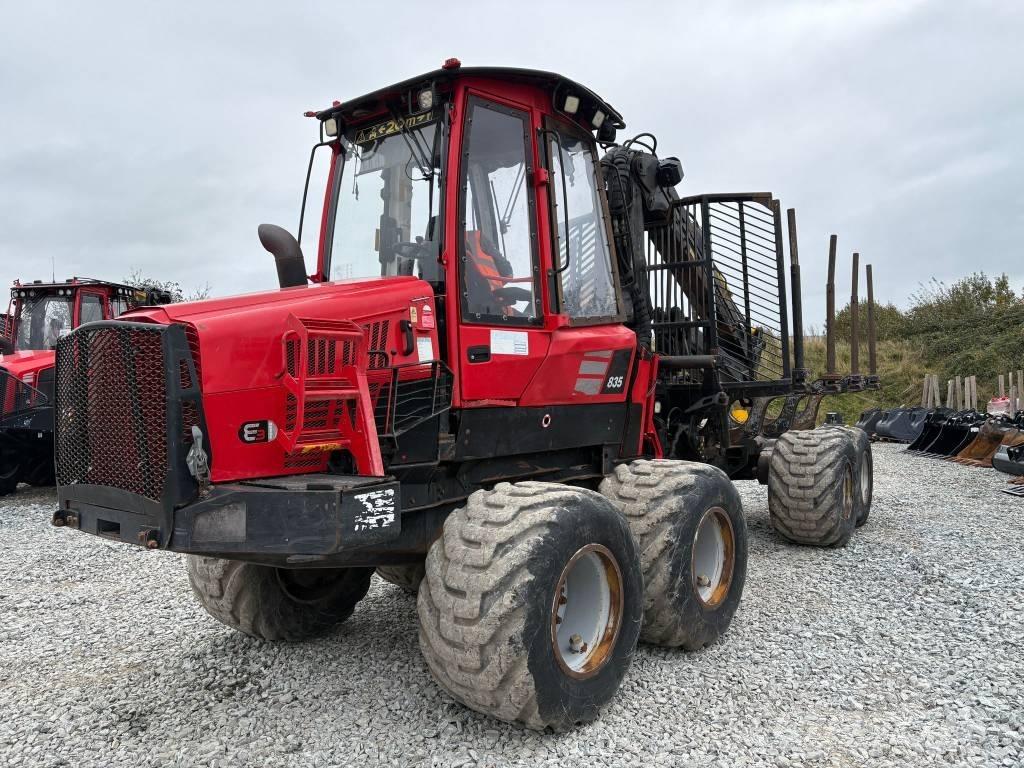 Komatsu 835 Forwarders florestais