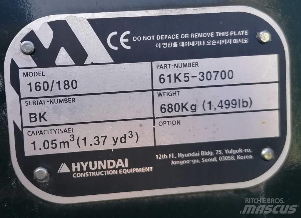 Hyundai 1.05m3_HX180 Baldes