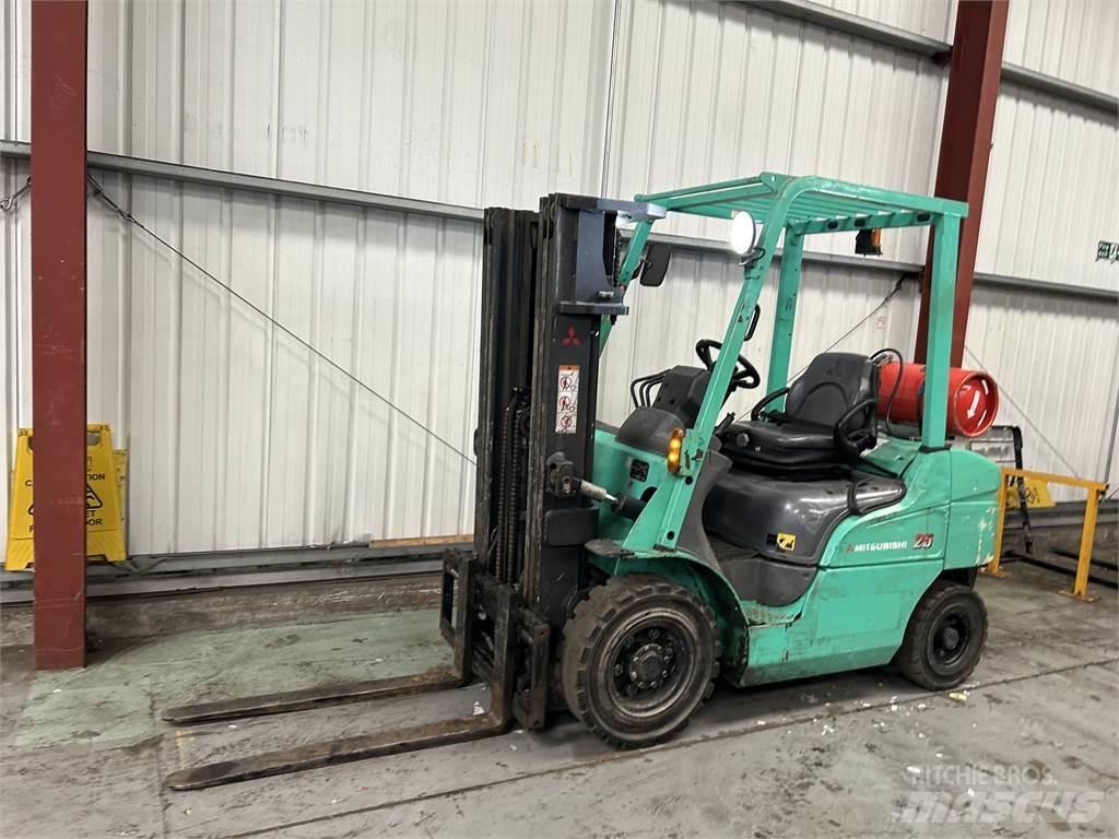 Mitsubishi FG25NT Empilhadores a gás