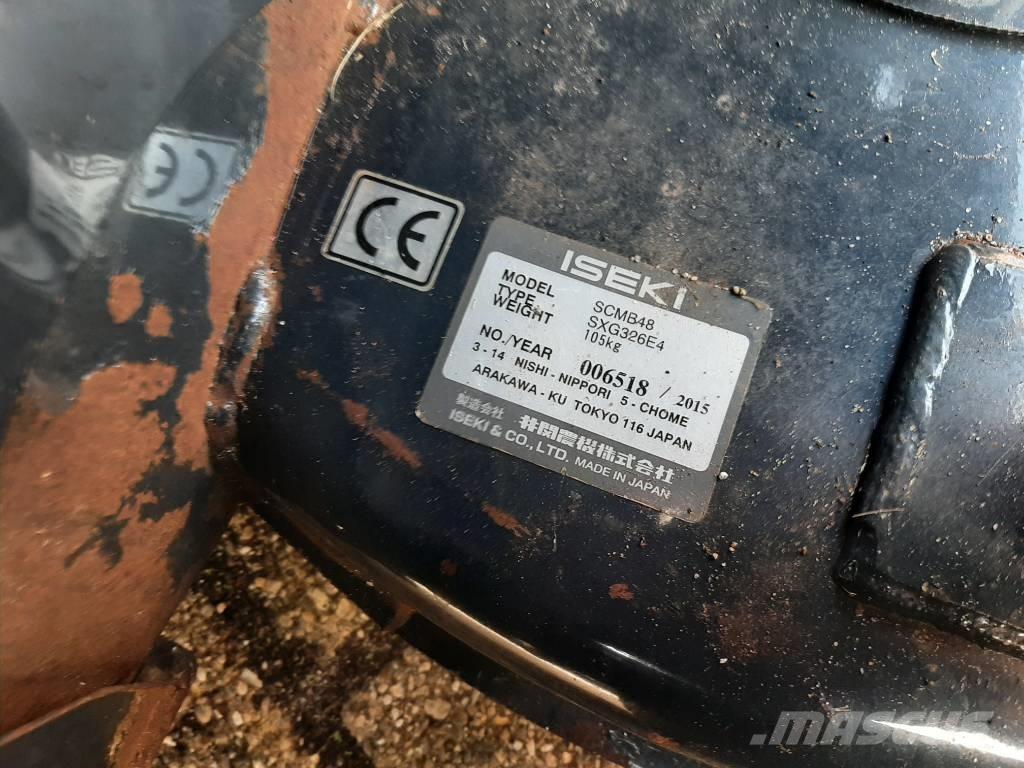 Iseki SXG 326 Corta-Relvas Riders