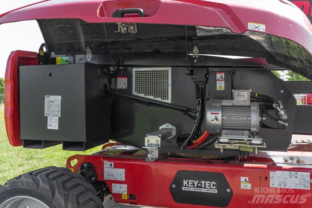 Manitou 200 ATJ e Elevadores braços articulados
