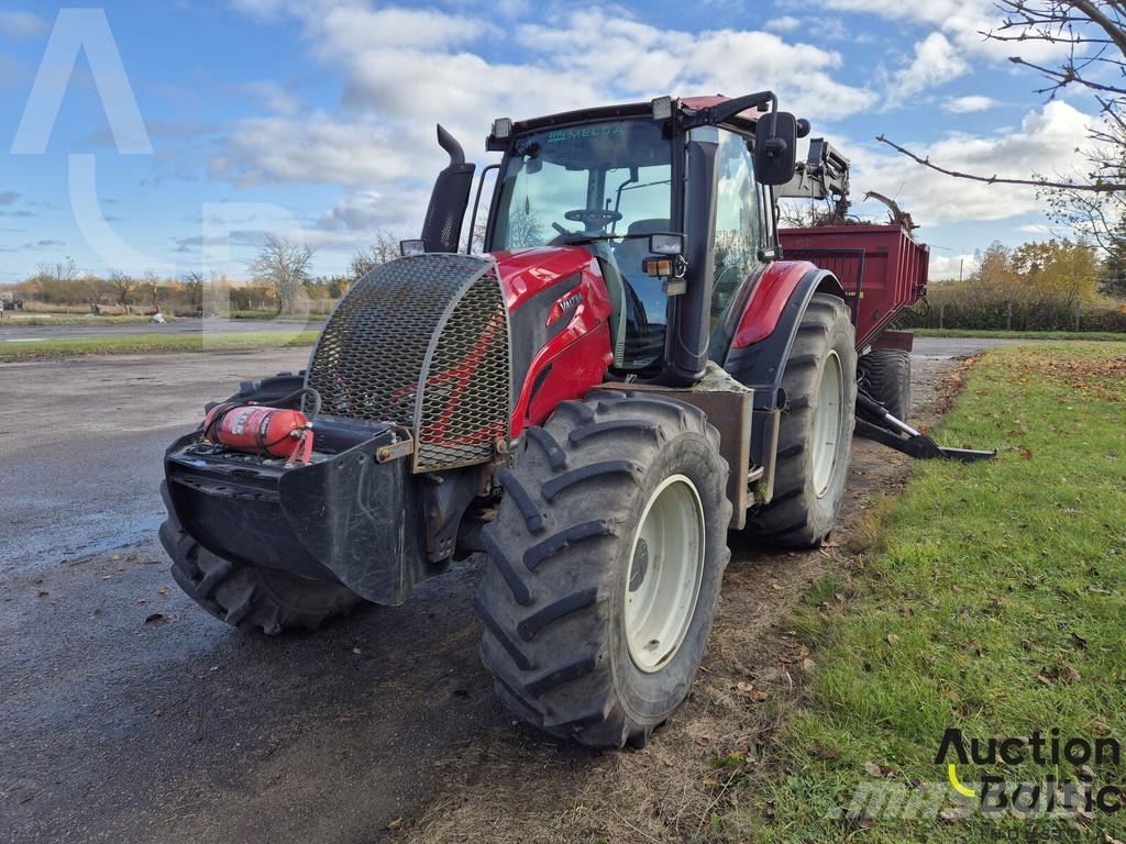 Valtra N114 EH Forwarders florestais