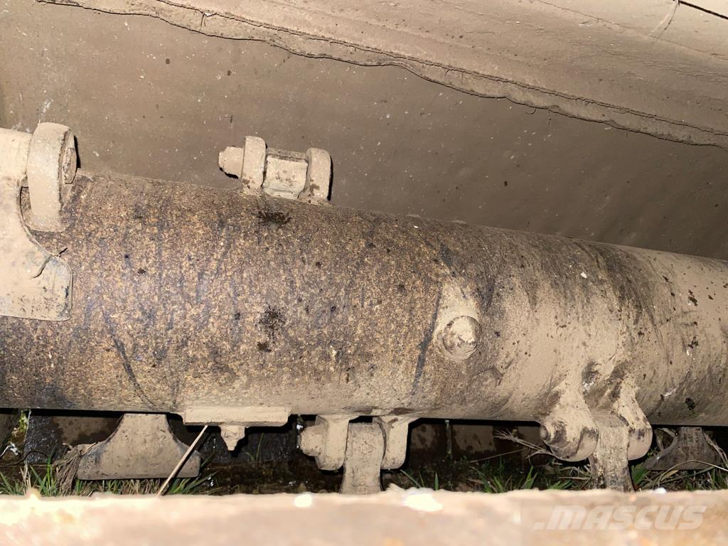 Kuhn VKM 280 Britadeiras