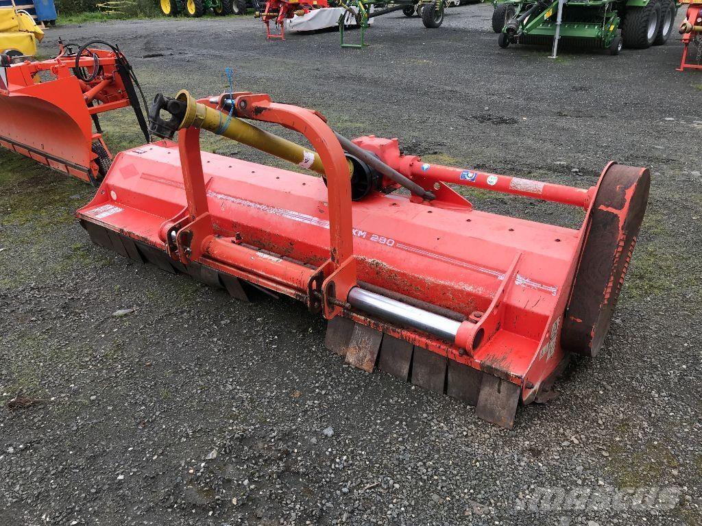 Kuhn VKM 280 Britadeiras