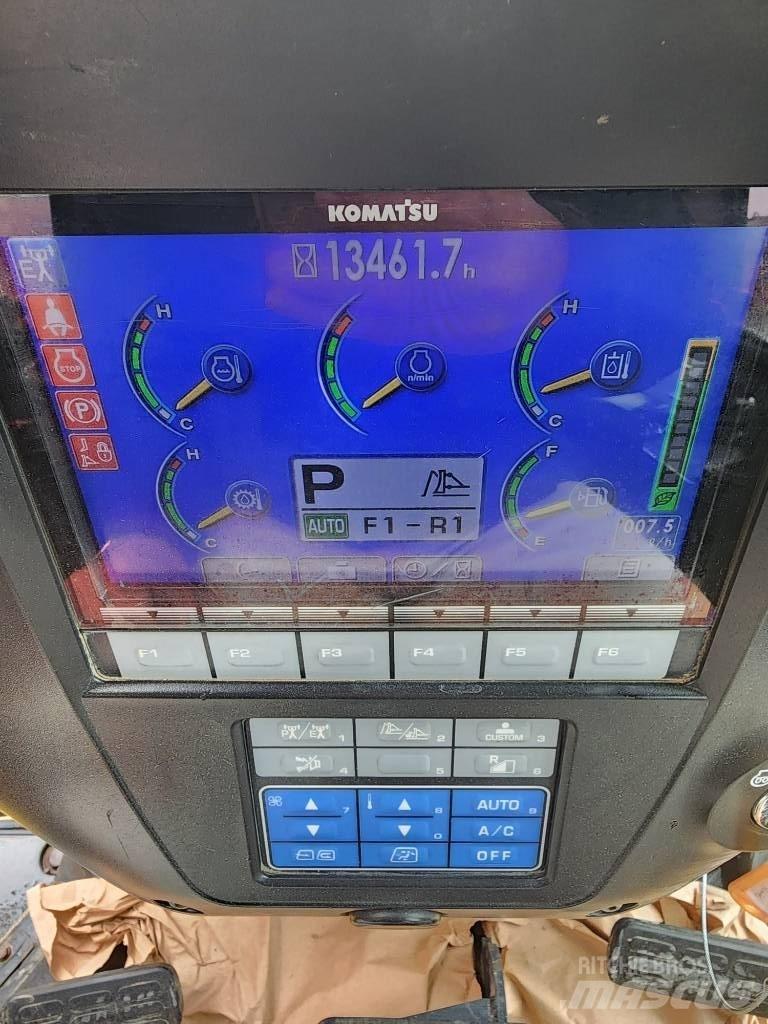 Komatsu D 65 PX-17 Dozers - Tratores rastos