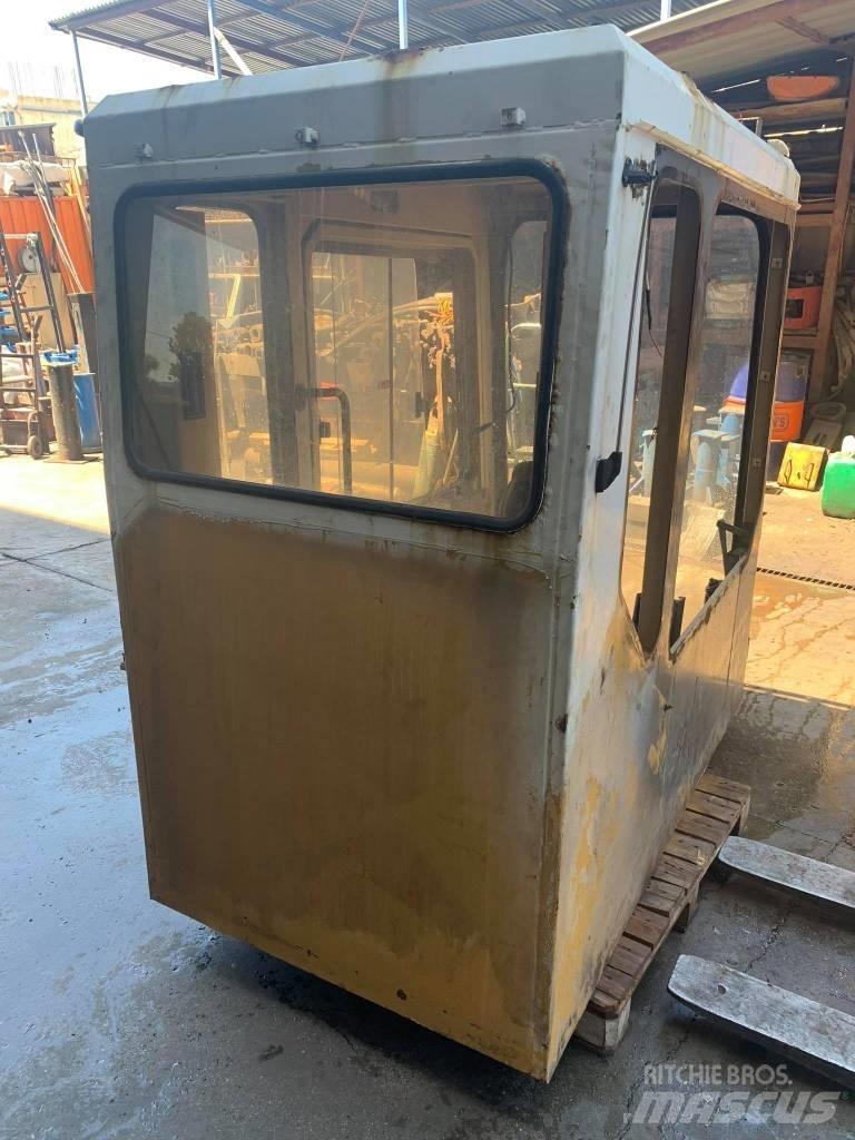 CAT 375 Cabines e interior máquinas construção