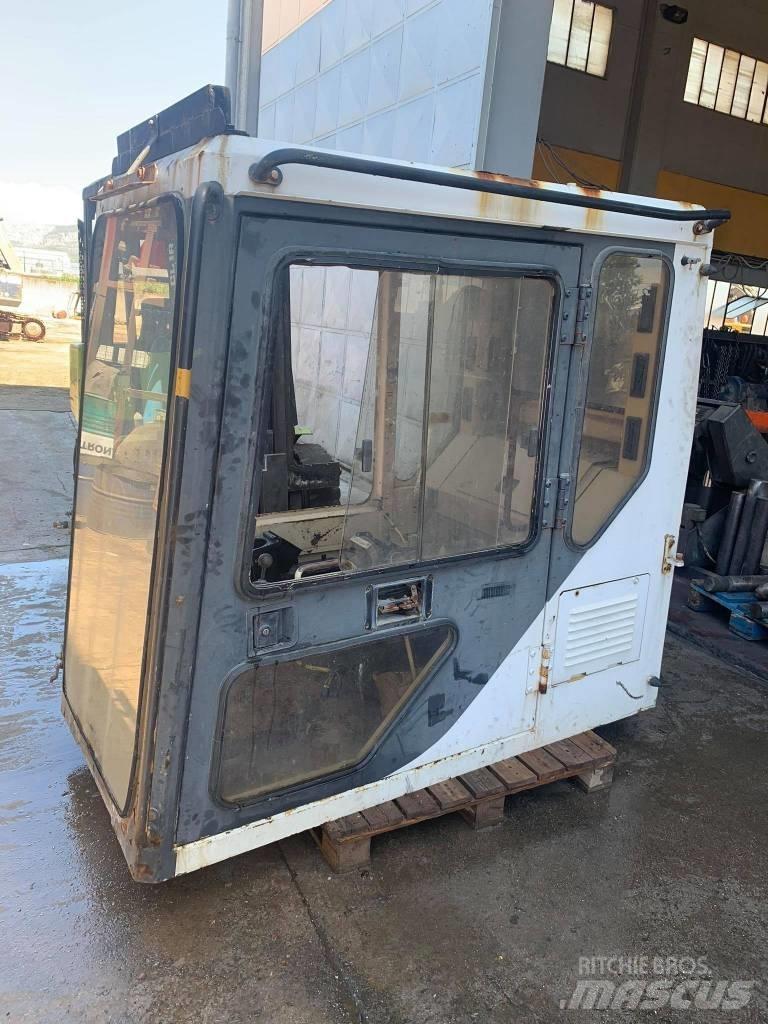 CAT 375 Cabines e interior máquinas construção