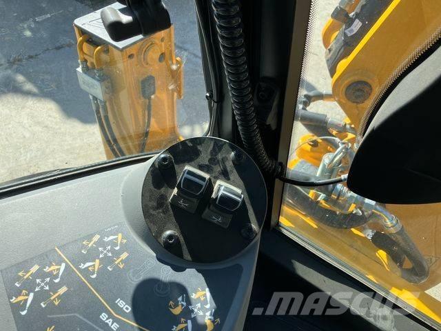 JCB 3CX Plus AEC Retroescavadoras