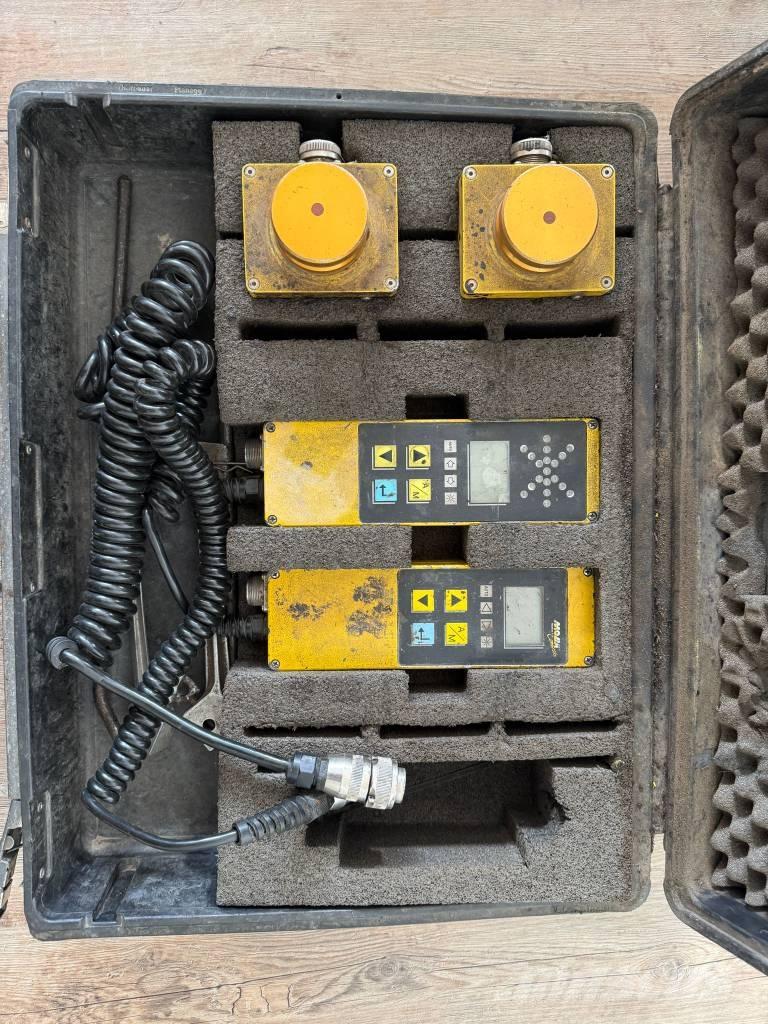 Dynapac f 141 c Pavimentadoras de asfalto