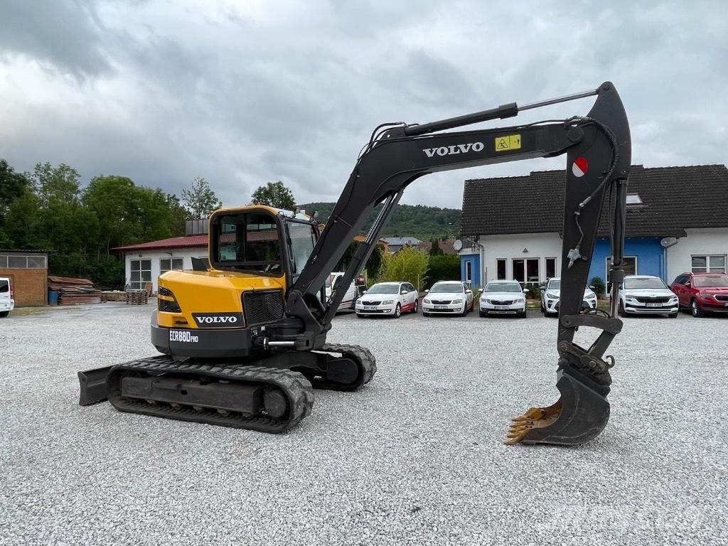 Volvo ECR88D Escavadoras Midi 7t - 12t