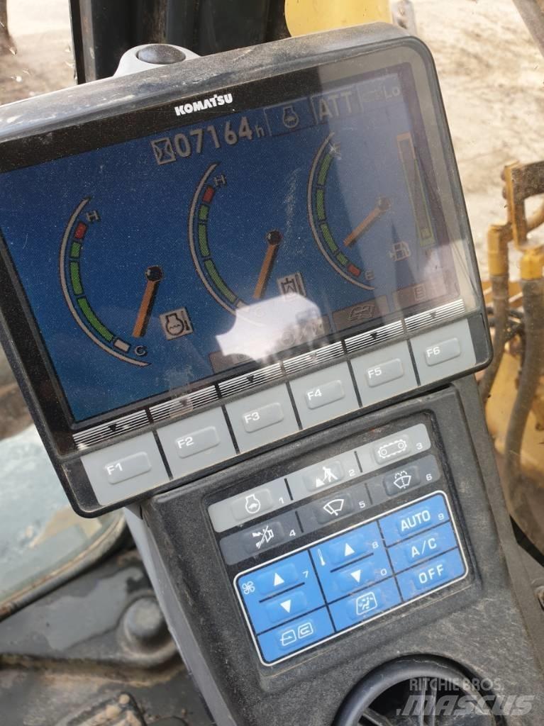 Komatsu PC138US-8 Escavadoras de rastos