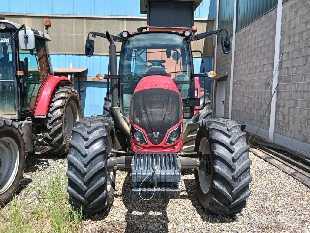 Valtra A 114 Tratores Agrícolas usados