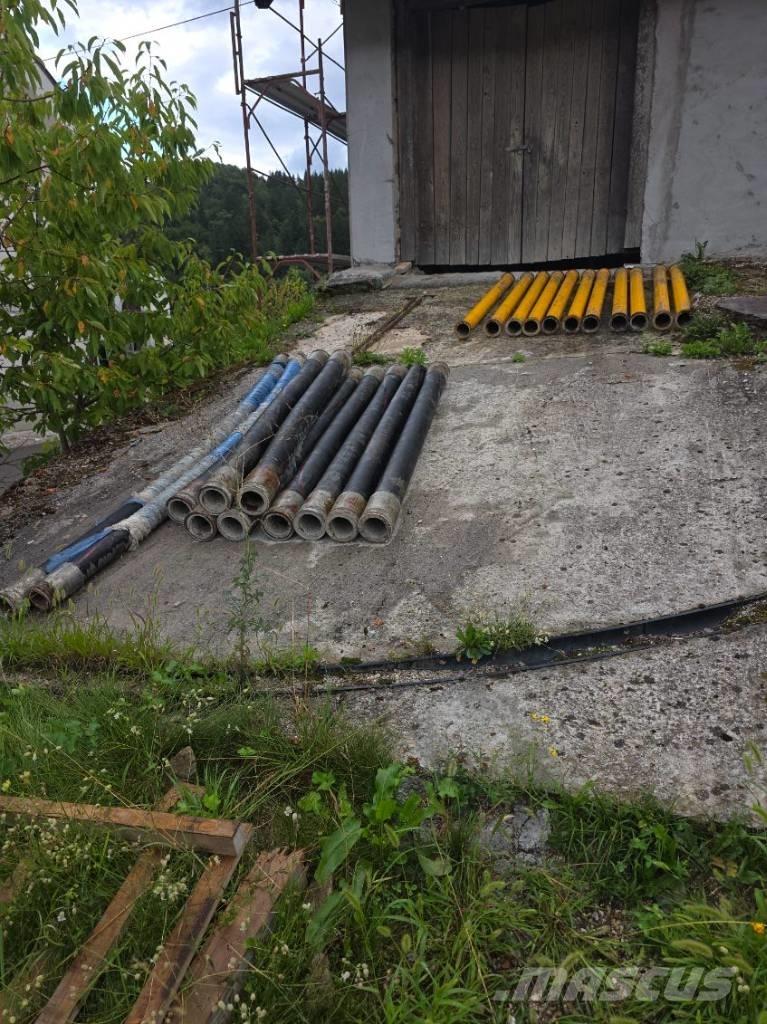  BUNKER B100D Camiões bomba Betão