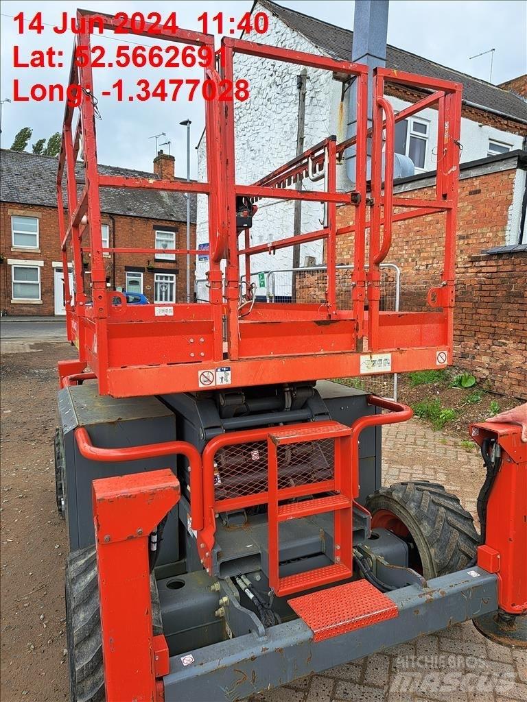 SkyJack SJ 6832 RT Elevadores de tesoura