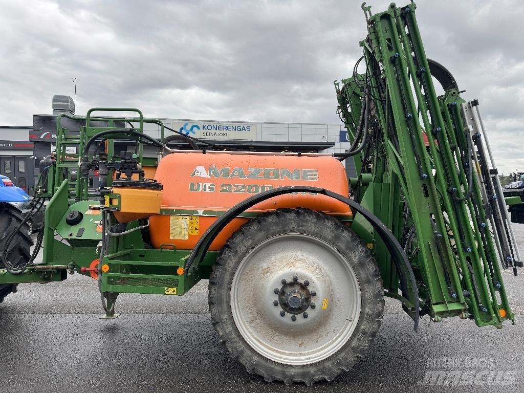 Amazone UG 2200 Nova Pulverizadores rebocados