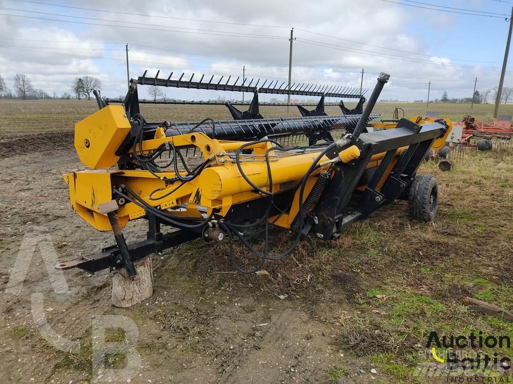 CLAAS P 420 Corta-Relvas Riders