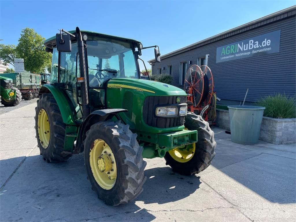 John Deere 5820 Tratores Agrícolas usados