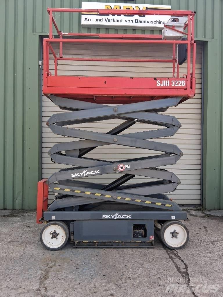 SkyJack SJ III 3226 Elevadores de tesoura