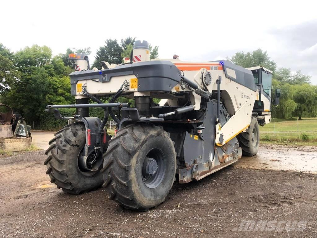 Wirtgen WR200i Compactadores para terra