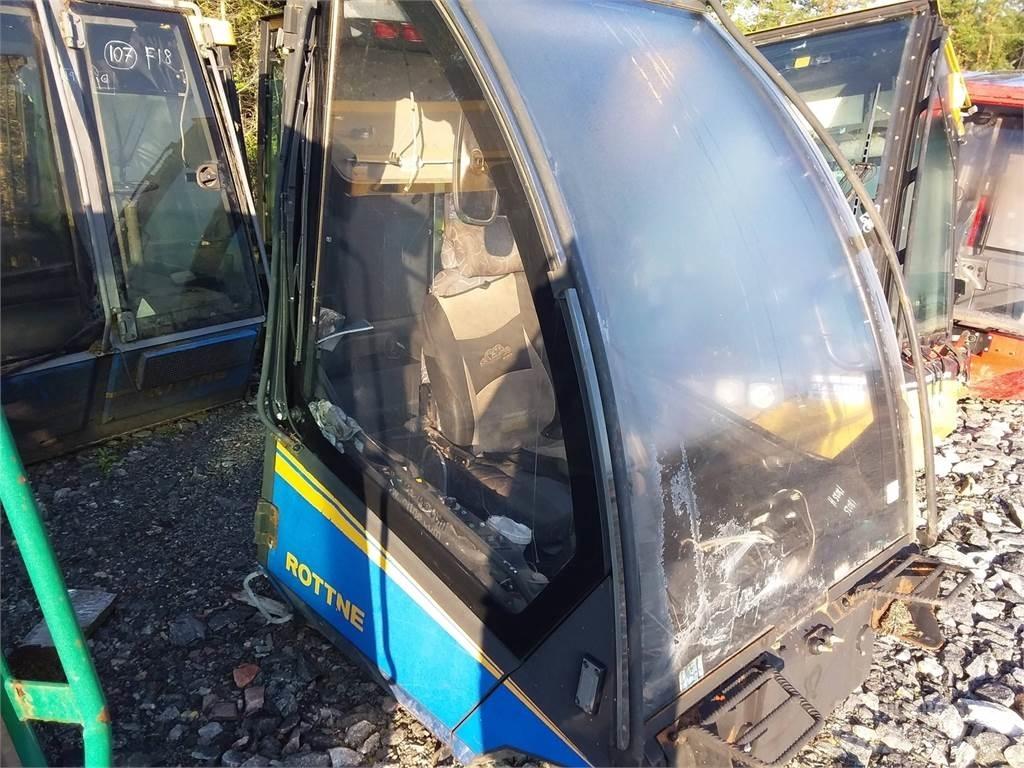 Rottne H20 Cabines e interior