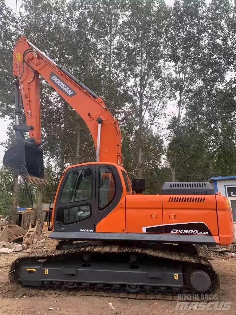Doosan DX300LC-9C Escavadoras de rastos