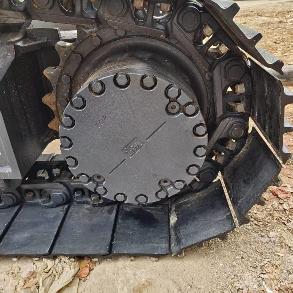 Komatsu PC 200-8 Escavadoras de rastos
