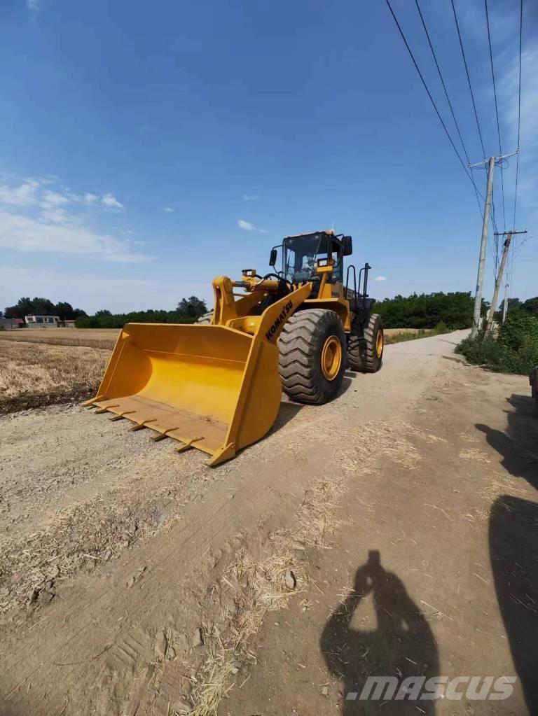 Komatsu WA 470-3 Pás carregadoras de rodas