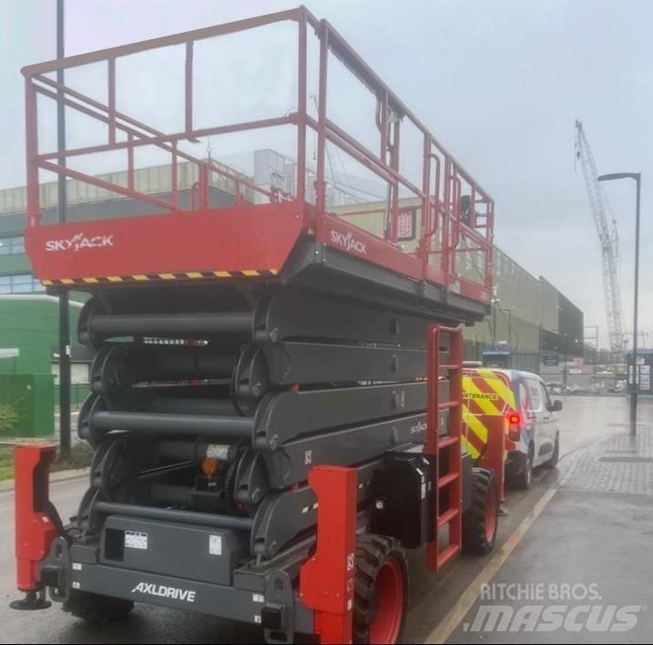 SkyJack SJ9664RT Elevadores de tesoura