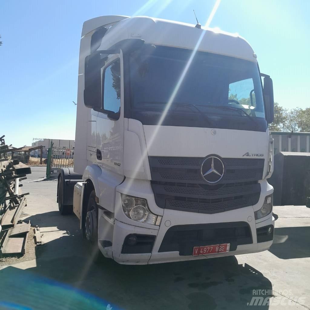Mercedes-Benz 1842 Tractores (camiões)