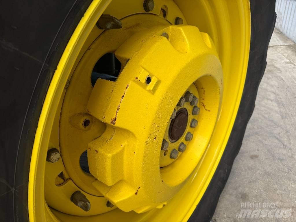 John Deere 8420 Tratores Agrícolas usados