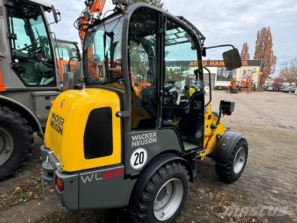 Wacker Neuson WL 25 Pás carregadoras de rodas