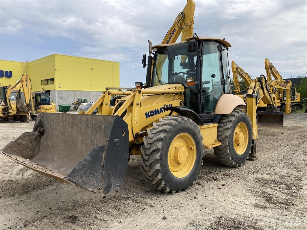 Komatsu WB93S-5E0 Retroescavadoras