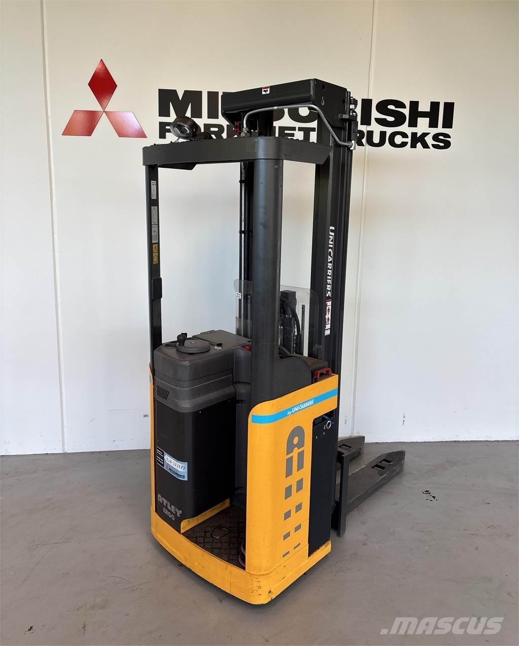 Atlet A200 Self propelled stackers
