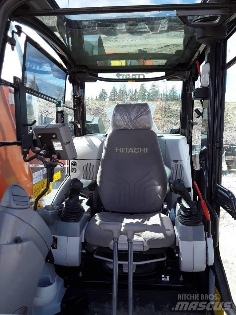 Hitachi ZX135US-6 Escavadoras de rastos
