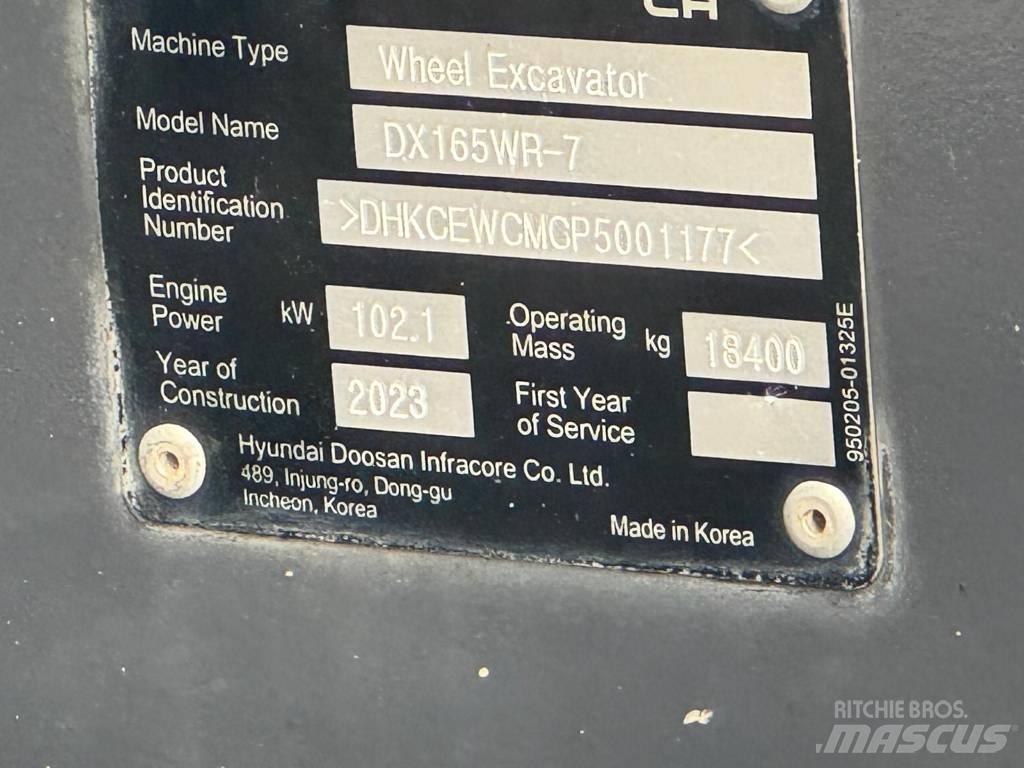 Doosan DX165WR-7 Escavadoras de rodas