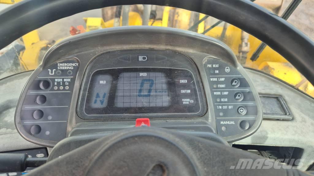 Komatsu WA 380-3H Pás carregadoras de rodas