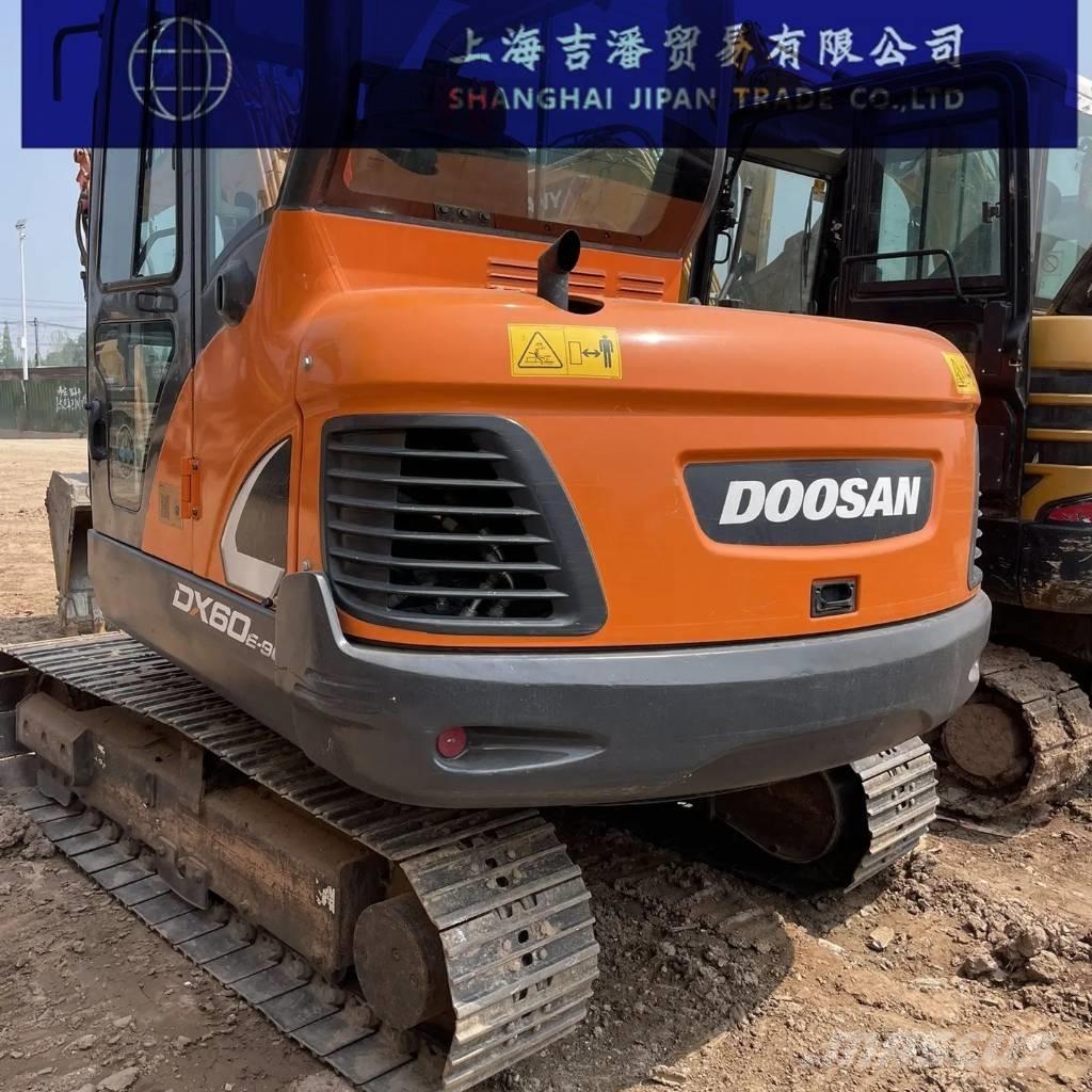 Doosan DX 60 Escavadoras de rastos