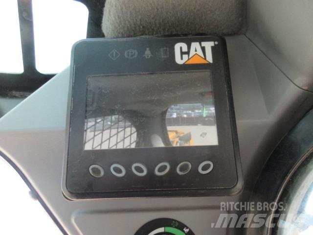 CAT 226 D Carregadoras de direcção deslizante