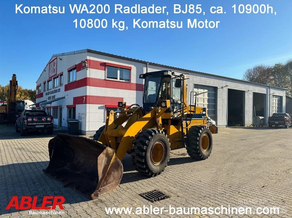 Komatsu WA200 Pás carregadoras de rodas