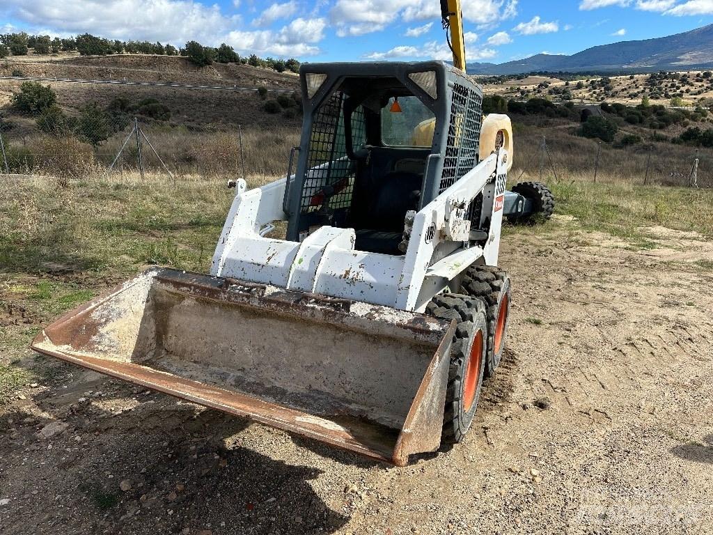Bobcat S 130 Carregadoras de direcção deslizante