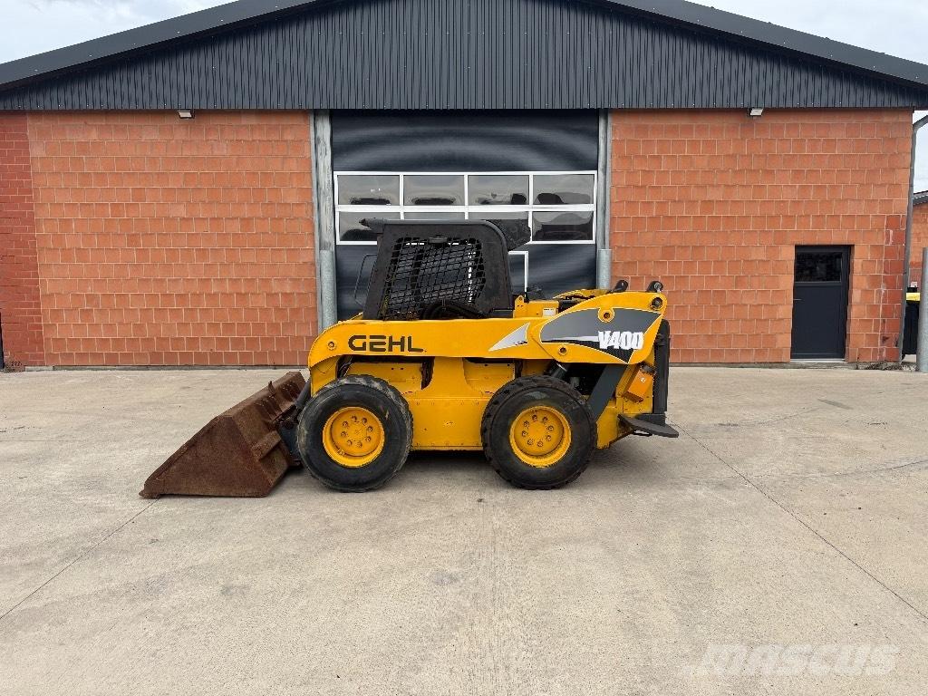 Gehl V 400 Carregadoras de direcção deslizante