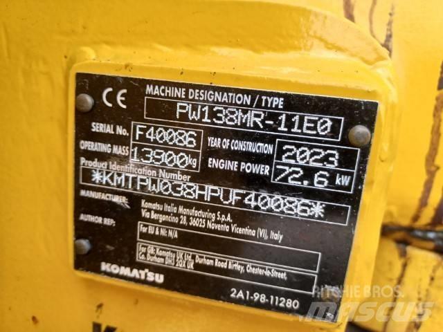Komatsu PW138MR-11E0 Escavadoras de rodas