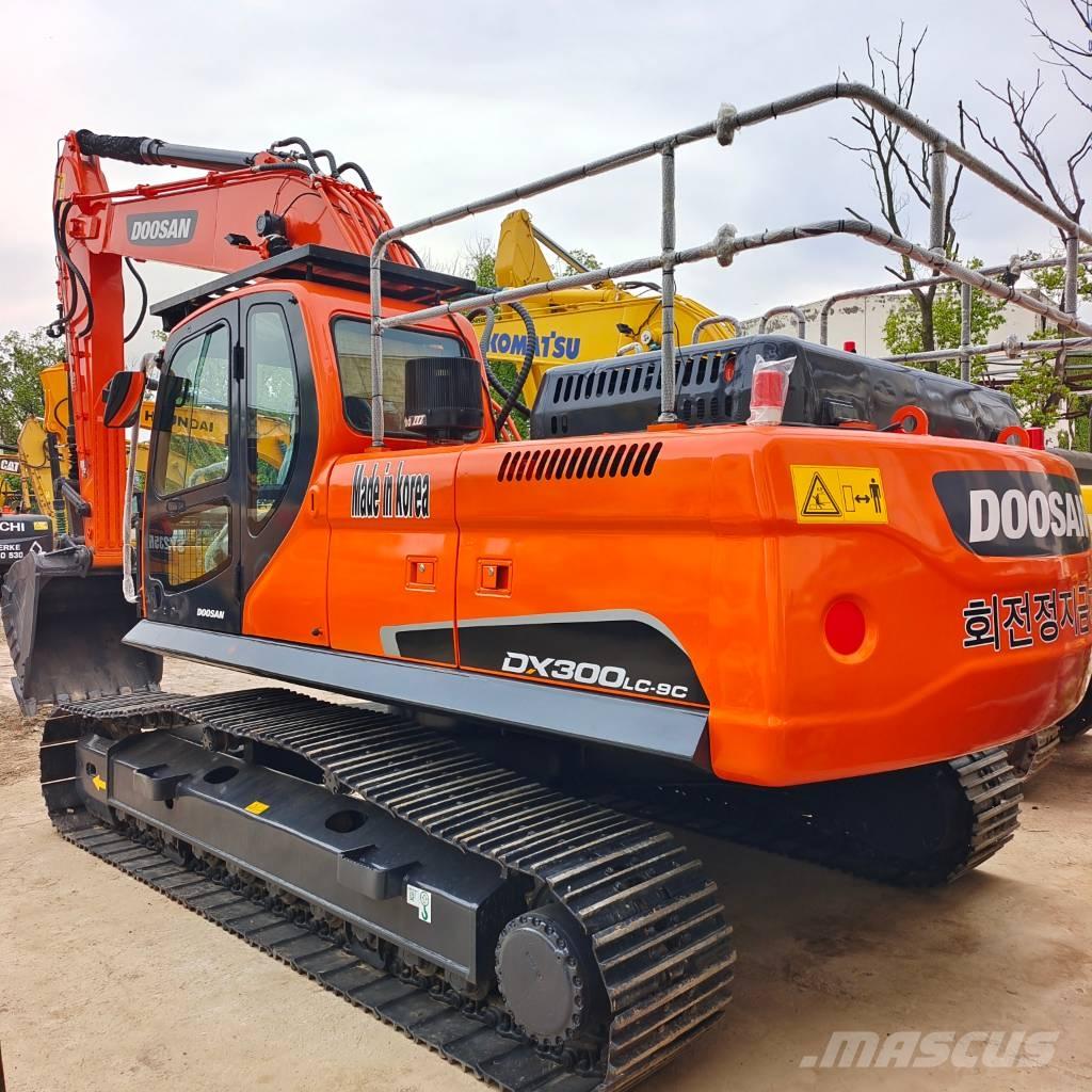 Doosan DX 300LC-9C Escavadoras de rastos