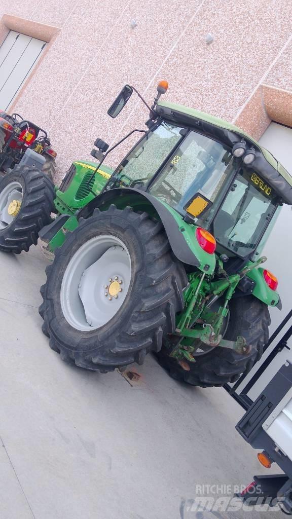 John Deere 5820 Tratores Agrícolas usados