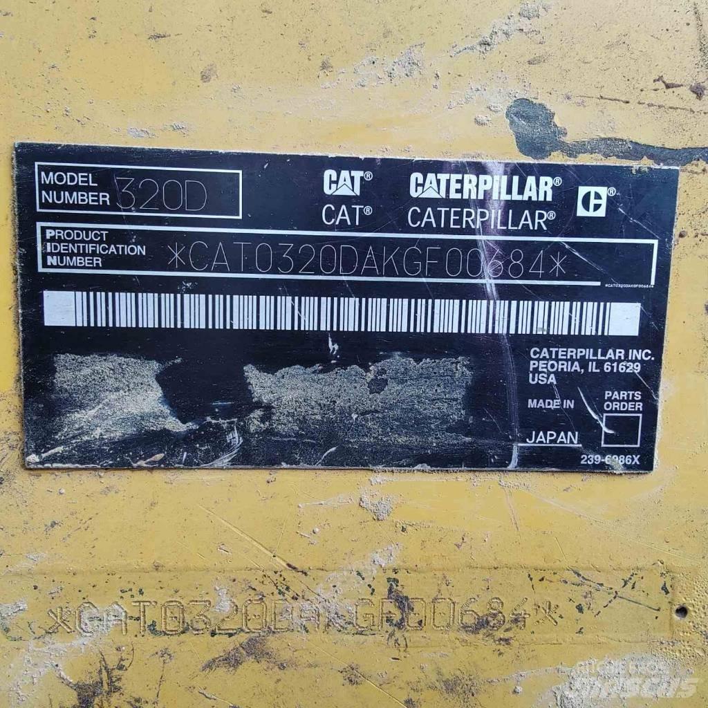 CAT 320 Escavadoras de rastos