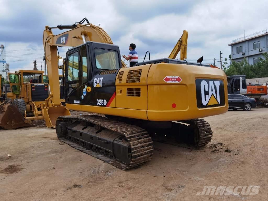 CAT 325 D  L Escavadoras de rastos